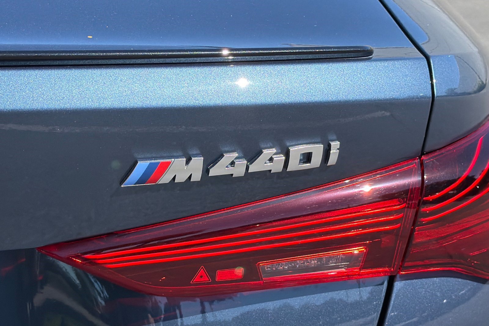 Used 2026 BMW M440i Coupe w/ Premium Package RWD image 38