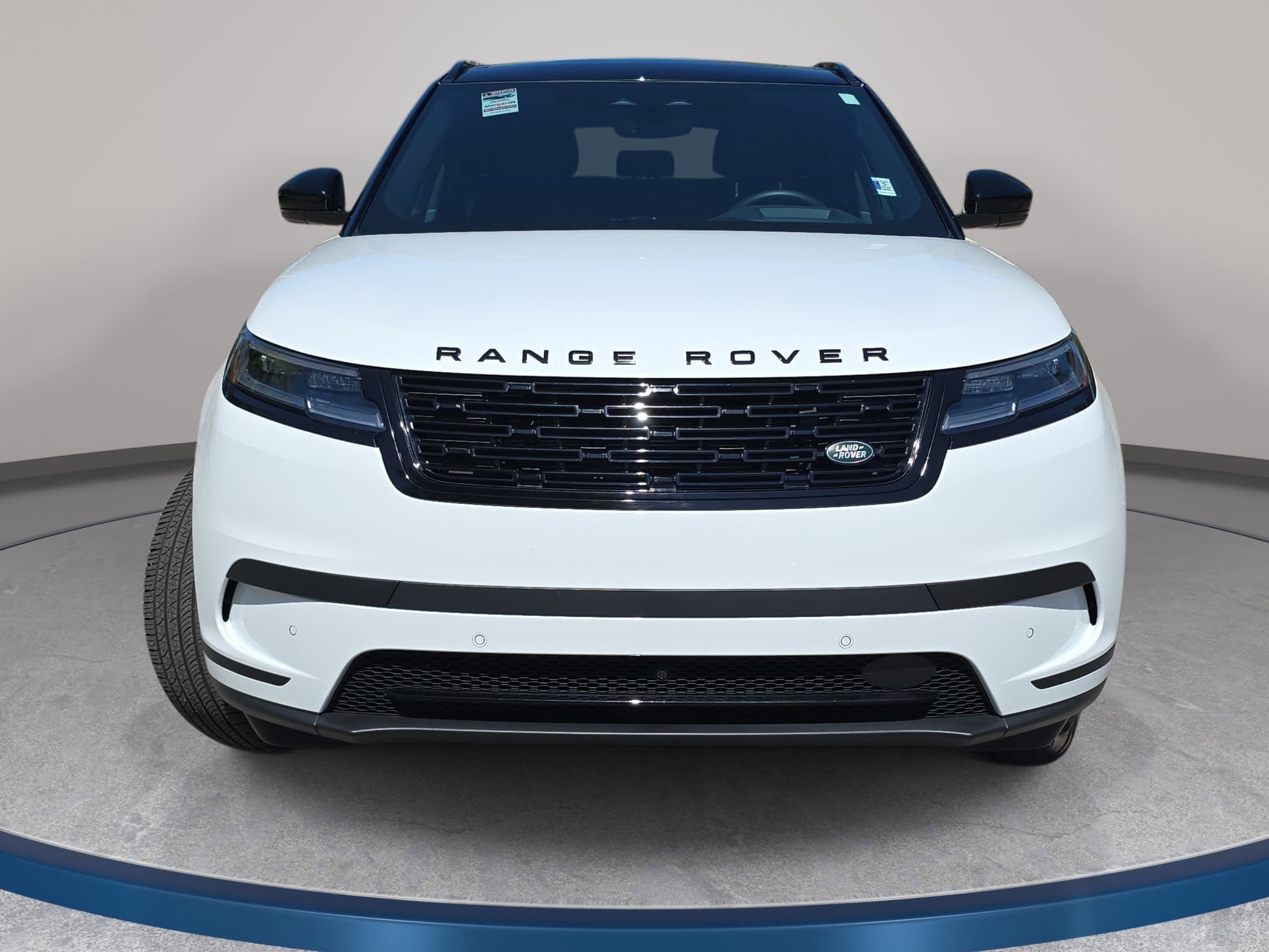 Certified 2025 Land Rover Range Rover Velar S AWD/4WD image 2