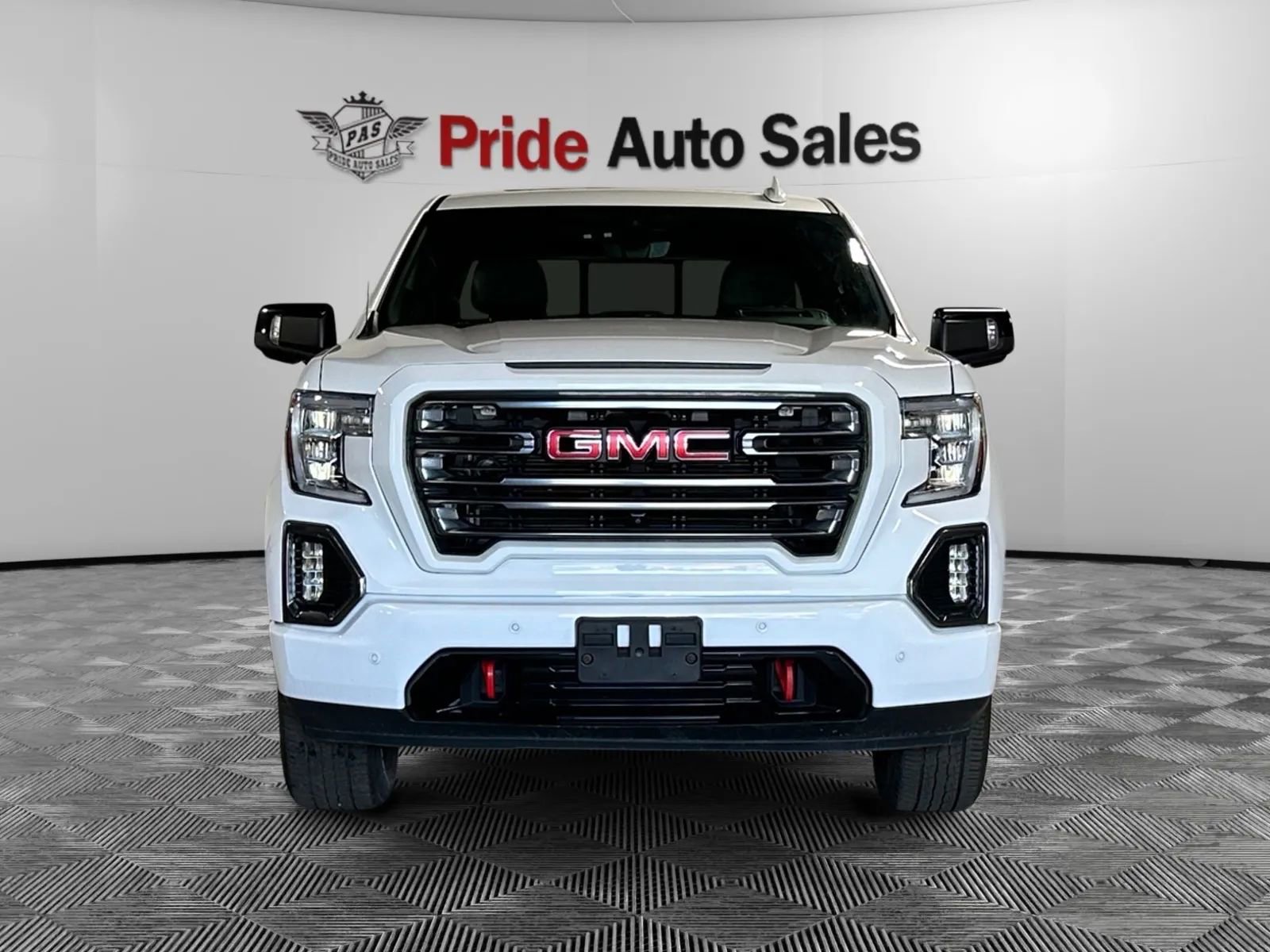 Used 2019 GMC Sierra 1500 AT4 w/ AT4 Premium Package image 2