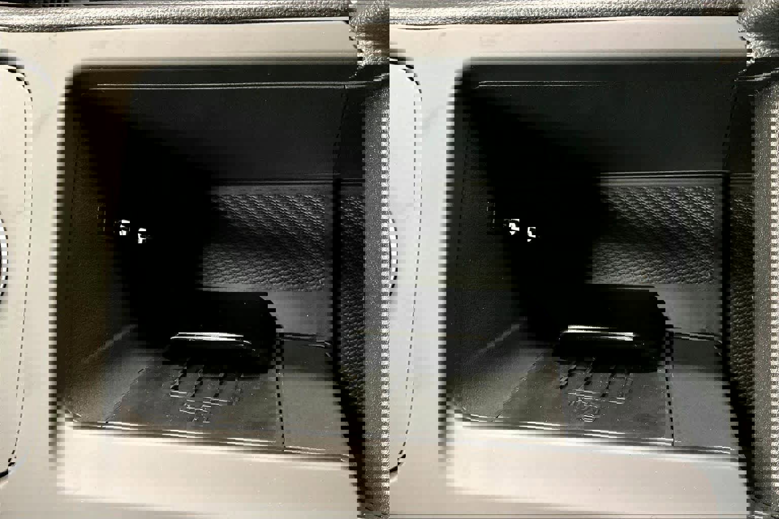 New 2026 Volkswagen Tiguan SE image 23