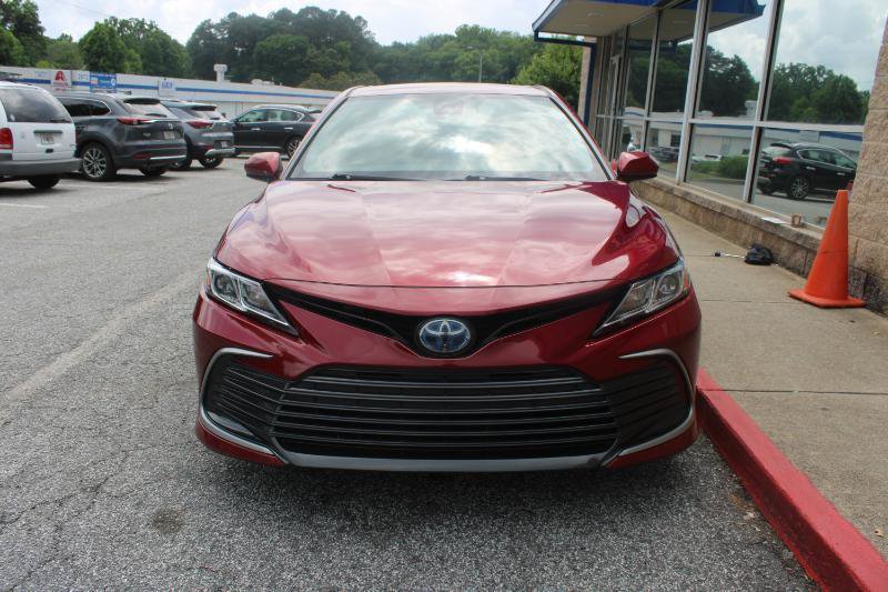Used 2022 Toyota Camry LE FWD image 2