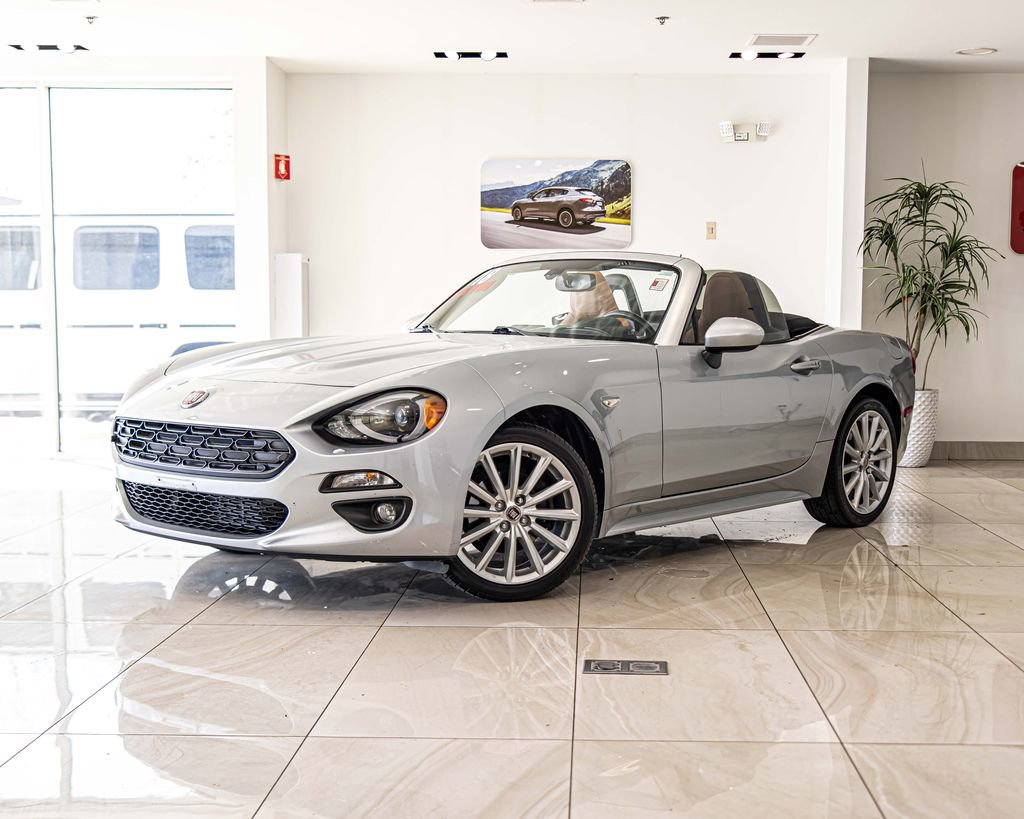 Used 2018 FIAT 124 Spider Lusso w/ Convenience Group