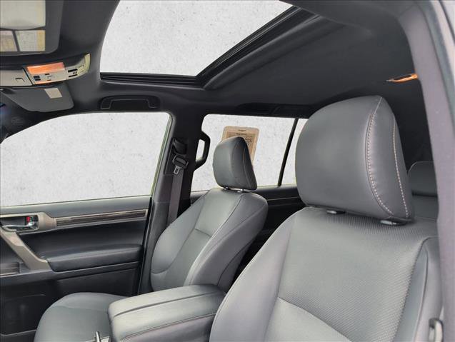 Used 2021 Lexus GX 460 Premium w/ Premium Package AWD/4WD image 14