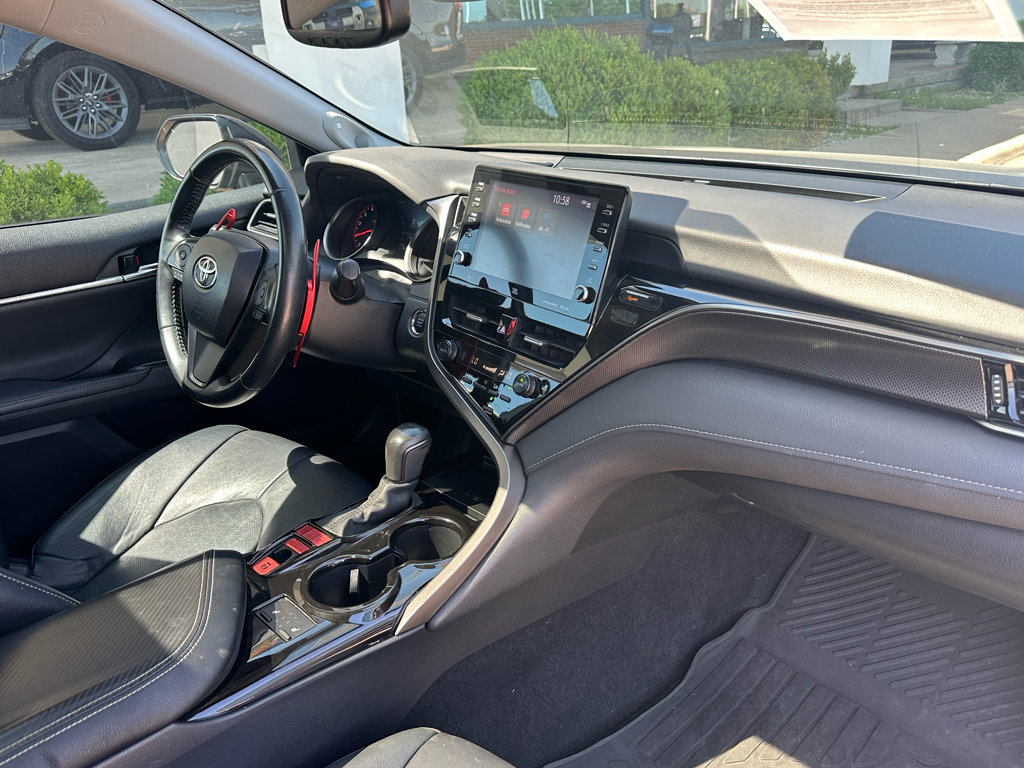 Used 2022 Toyota Camry XSE FWD image 31