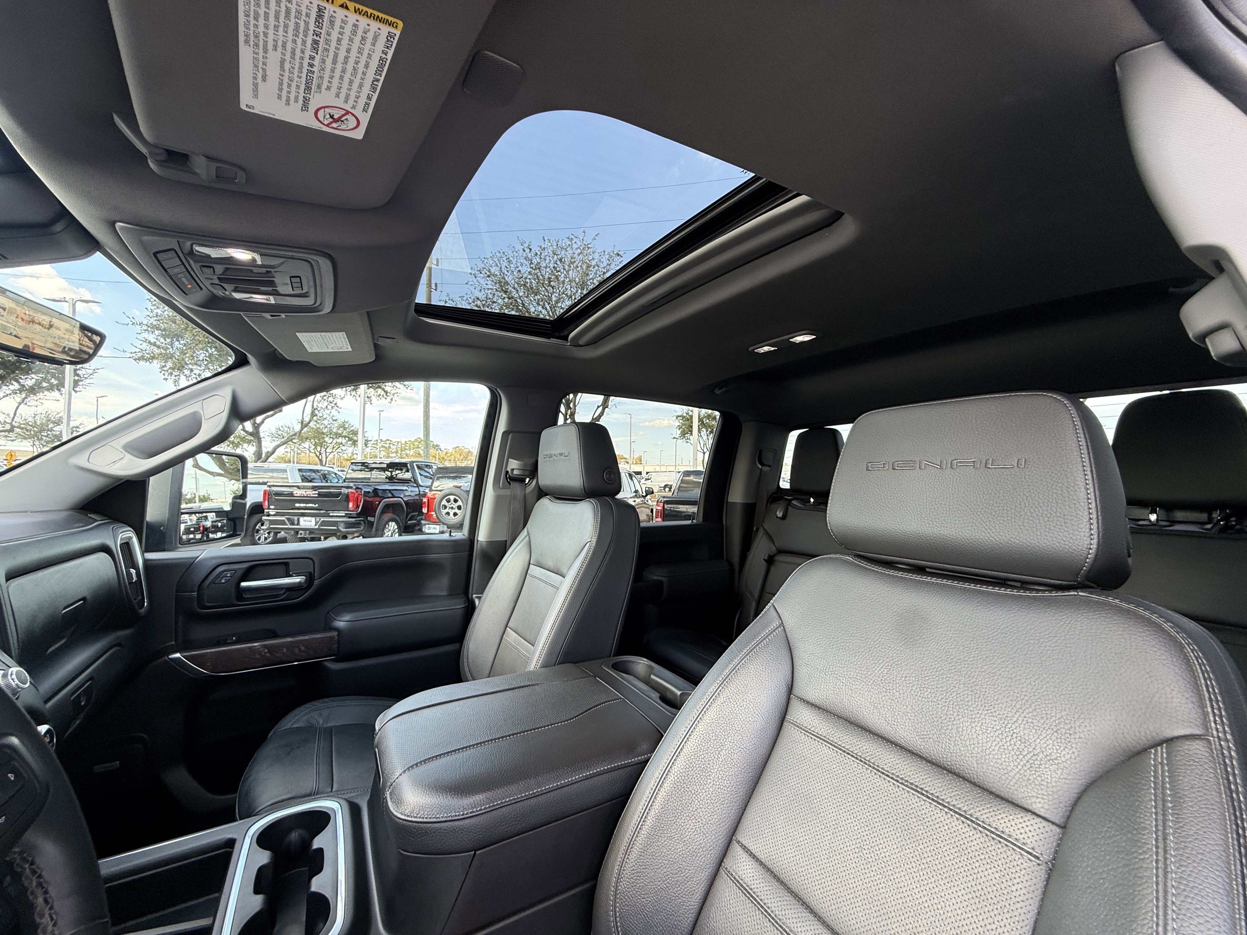 Used 2023 GMC Sierra 2500 Denali w/ Denali Ultimate Package image 26