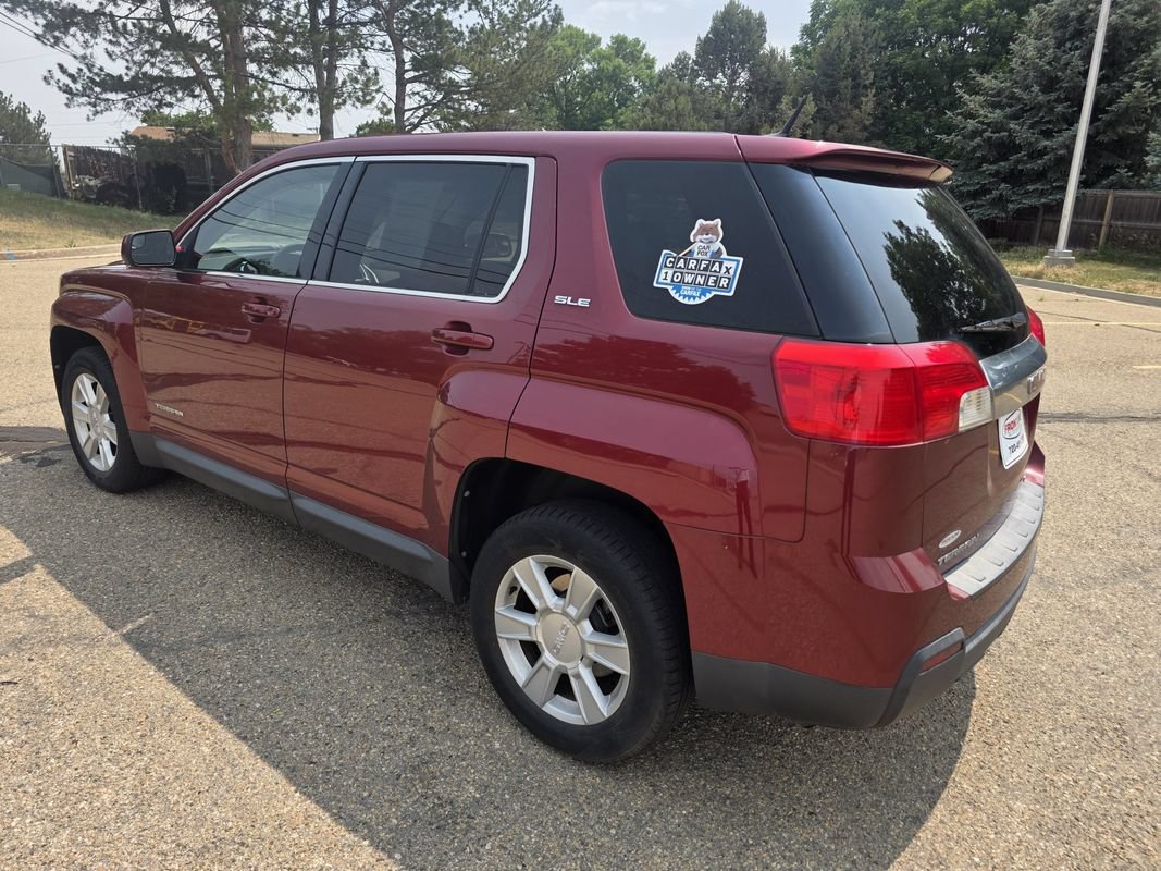 Used 2012 GMC Terrain SLE AWD/4WD image 3