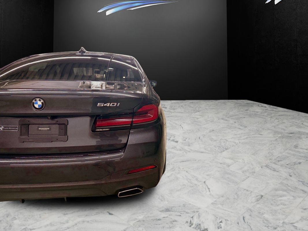 Used 2021 BMW 540i xDrive w/ M Sport Package AWD/4WD image 10