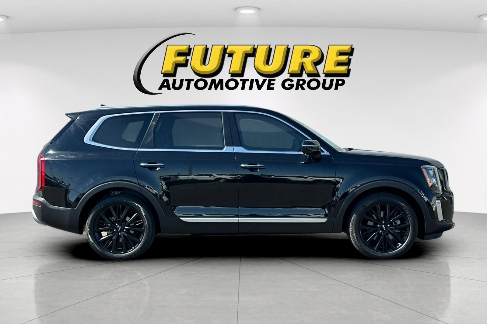 Certified 2022 Kia Telluride SX FWD image 3