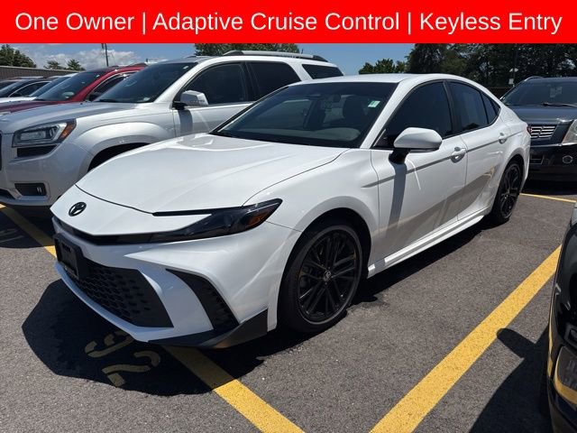 Used 2026 Toyota Camry SE w/ Convenience Package