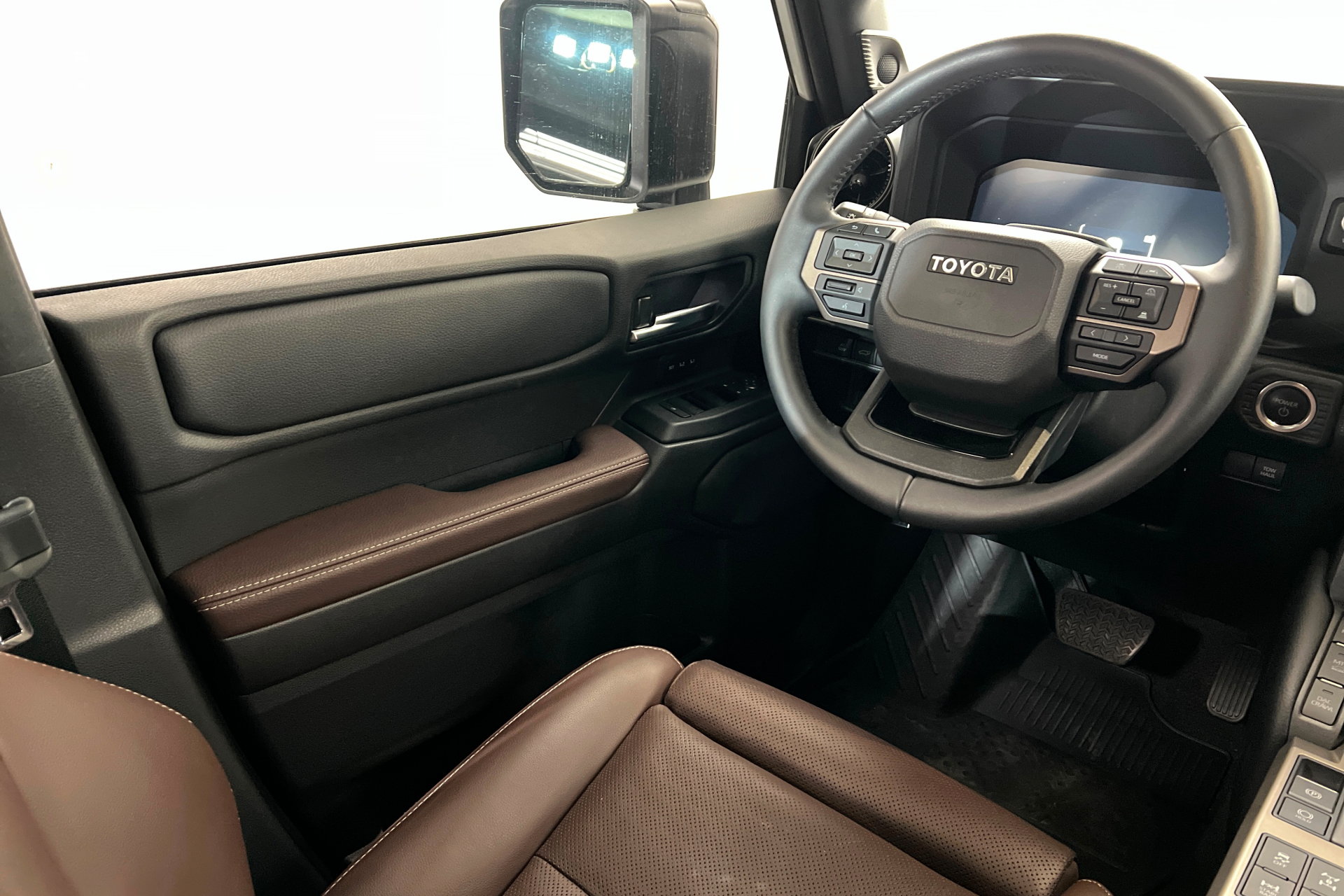 Used 2026 Toyota Land Cruiser w/ Premium Package AWD/4WD image 12