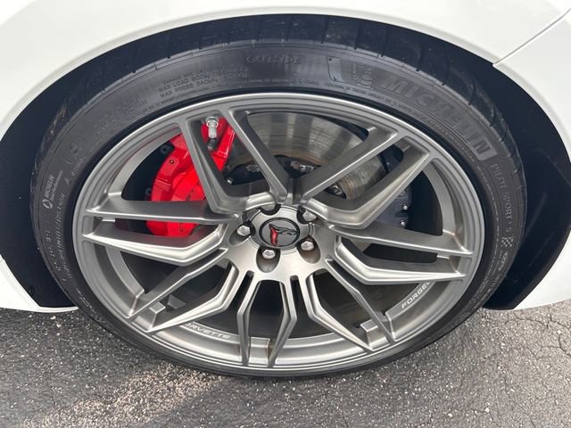 Used 2025 Chevrolet Corvette Z06 image 16