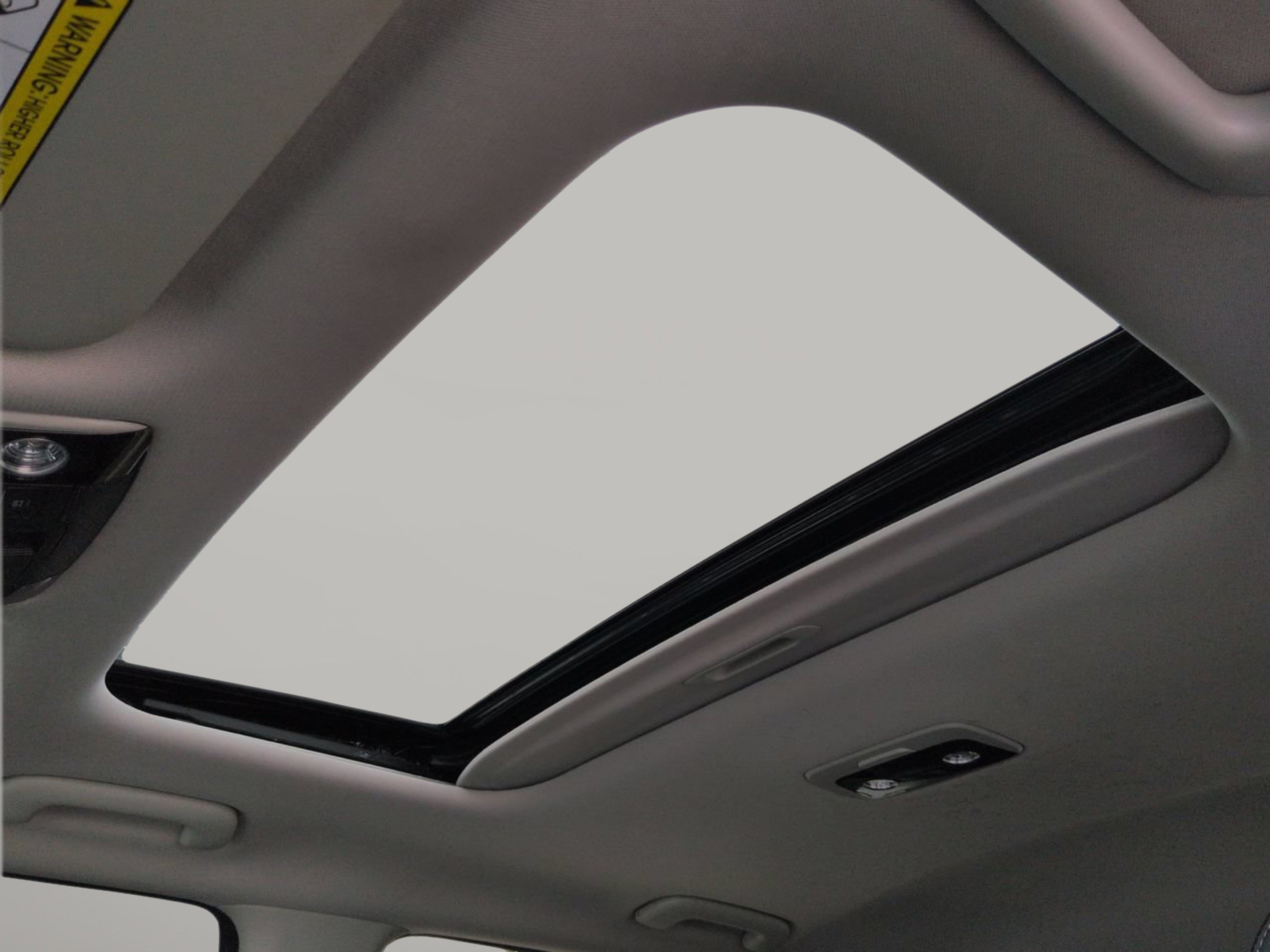 Certified 2025 Kia Seltos EX w/ EX Sunroof Package FWD image 24
