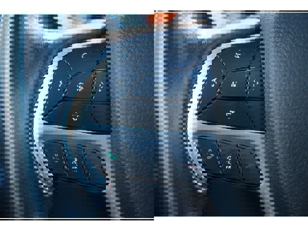 Used 2019 Jeep Grand Cherokee Altitude image 24