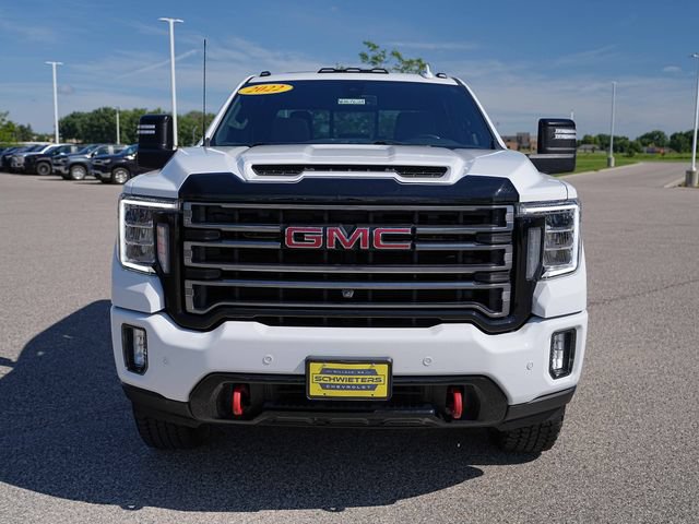 Used 2022 GMC Sierra 2500 AT4 w/ AT4 Preferred Package AWD/4WD image 2