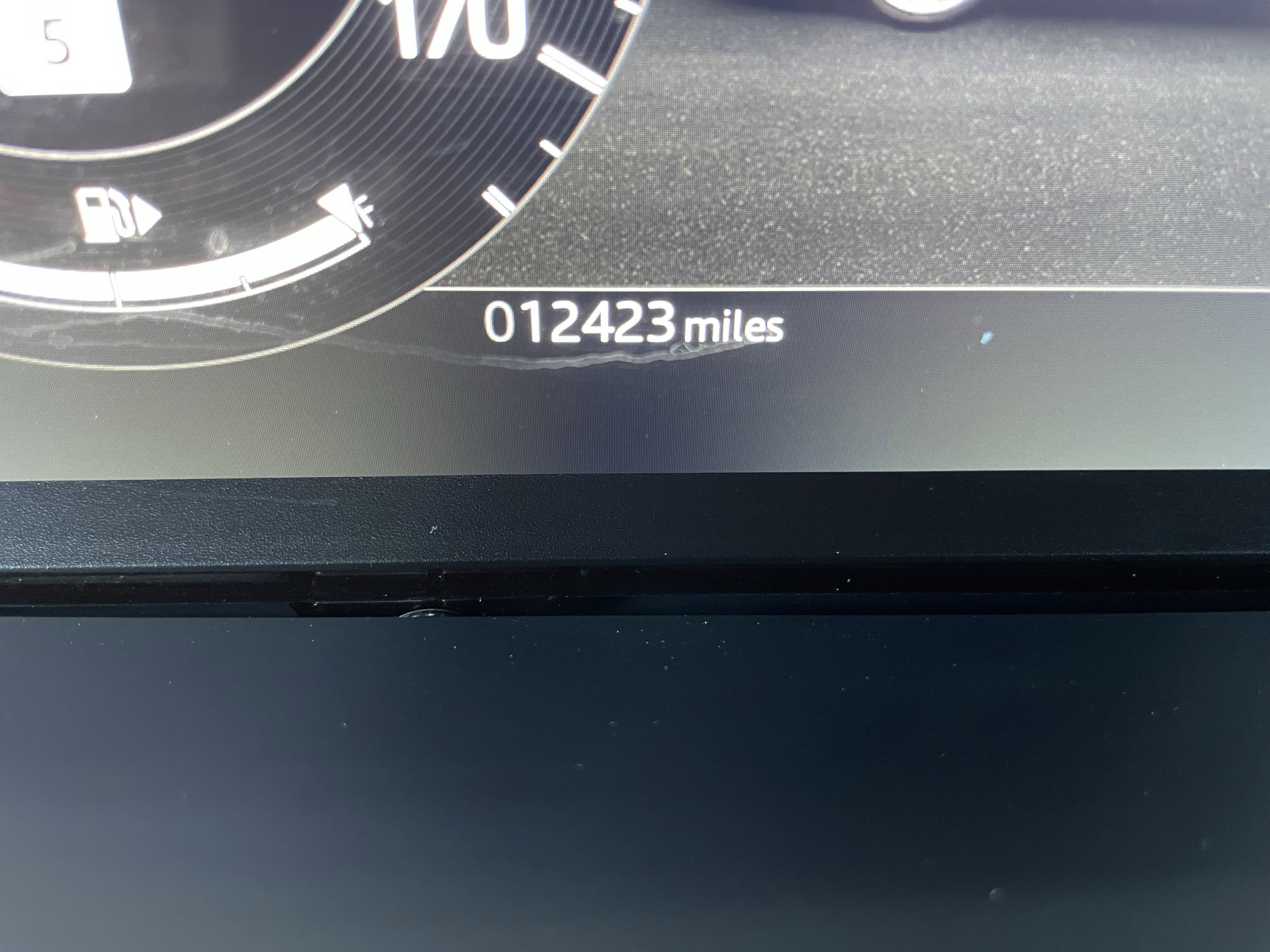 Certified 2024 Land Rover Discovery Sport S image 25