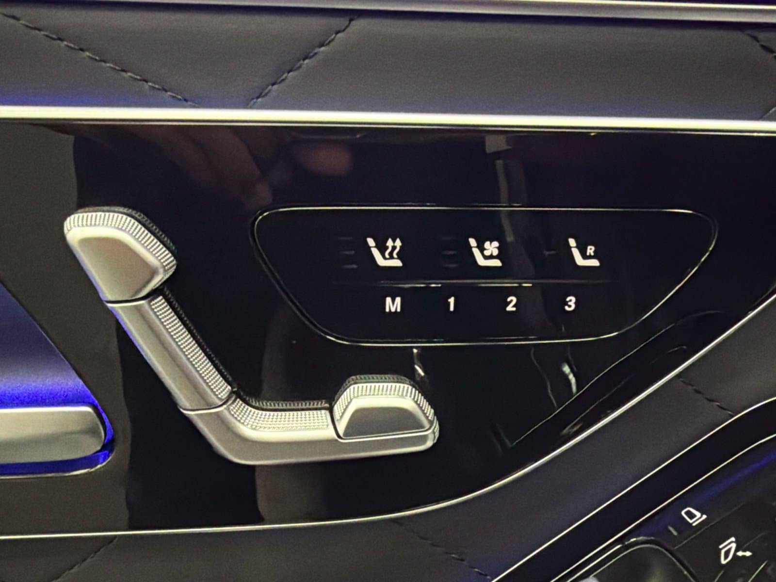 Certified 2024 Mercedes-Benz S 580e 4MATIC Sedan image 22