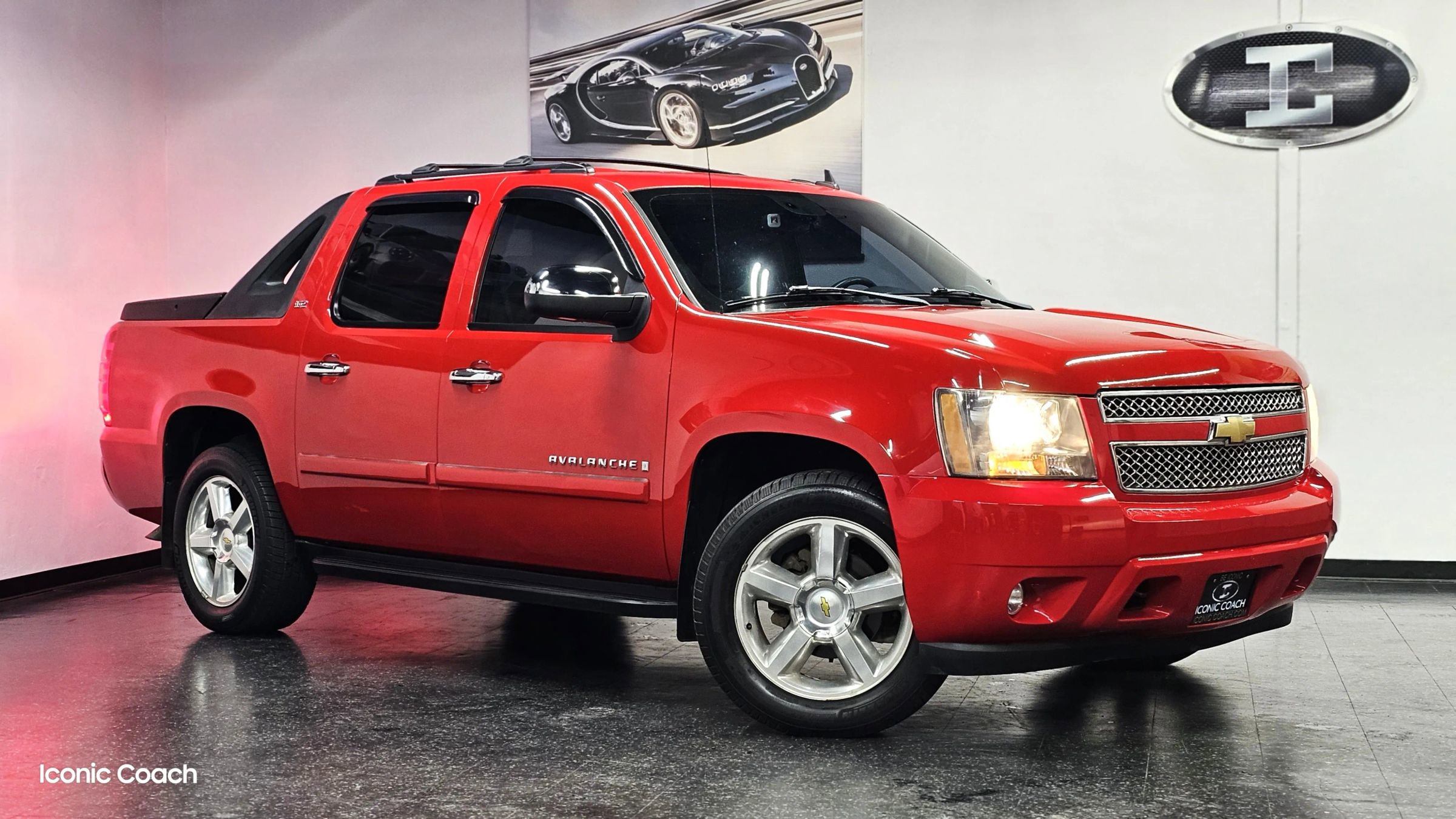 Used 2007 Chevrolet Avalanche LTZ w/ LTZ Preferred Equipment Group AWD/4WD image 1