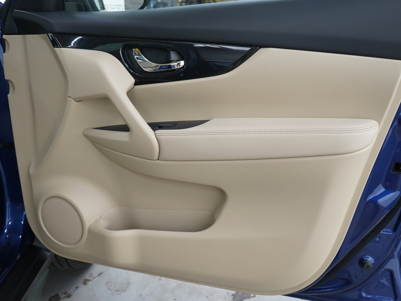 Used 2019 Nissan Rogue SL w/ Premium Package AWD/4WD image 9
