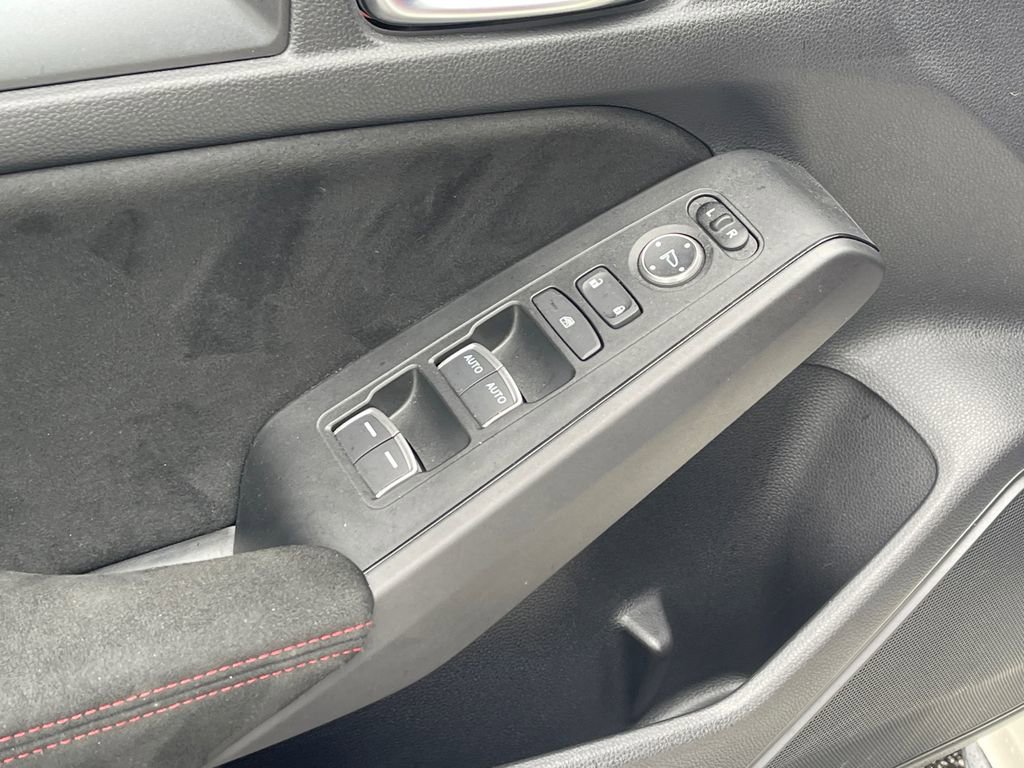 Used 2025 Honda Civic Type R image 32