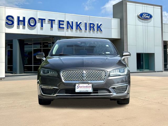 Used 2018 Lincoln MKZ Reserve w/ Climate Package FWD image 2