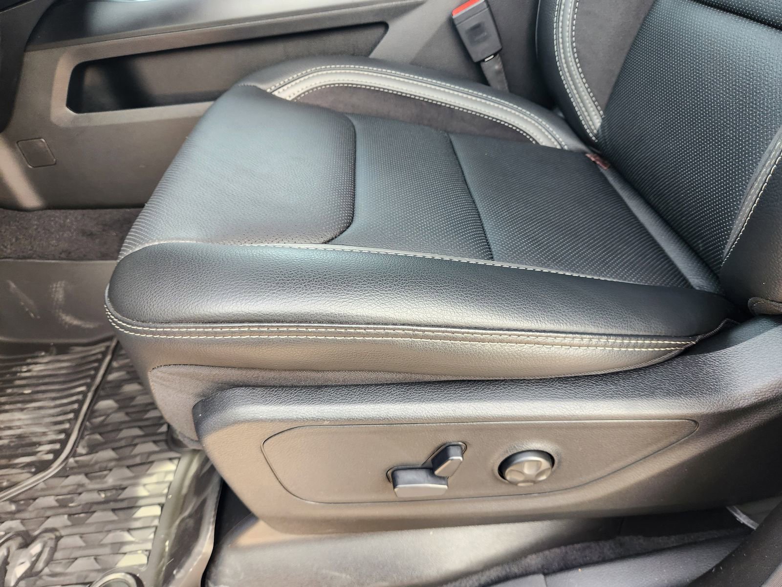 New 2026 RAM 1500 Rebel w/ G/T Package image 20