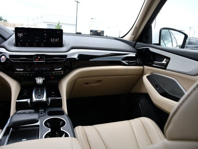 Used 2023 Acura MDX SH-AWD image 19