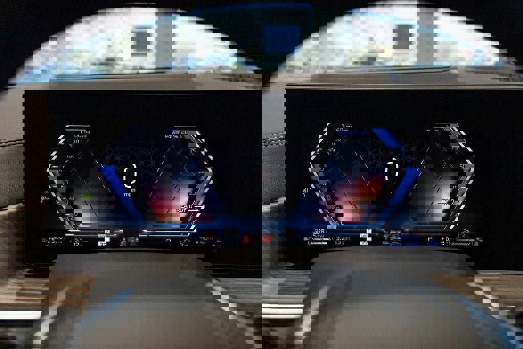 New 2026 BMW X5 xDrive50e image 32