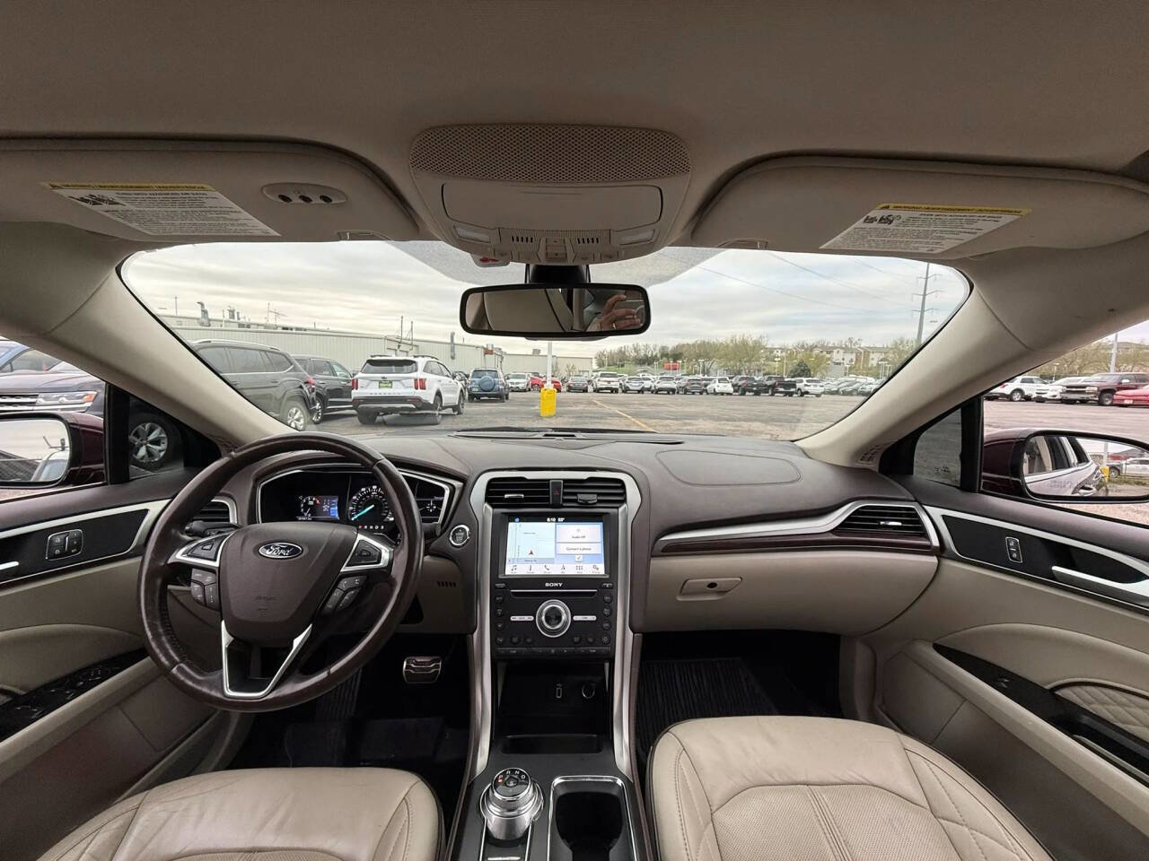 Used 2017 Ford Fusion Platinum FWD image 28