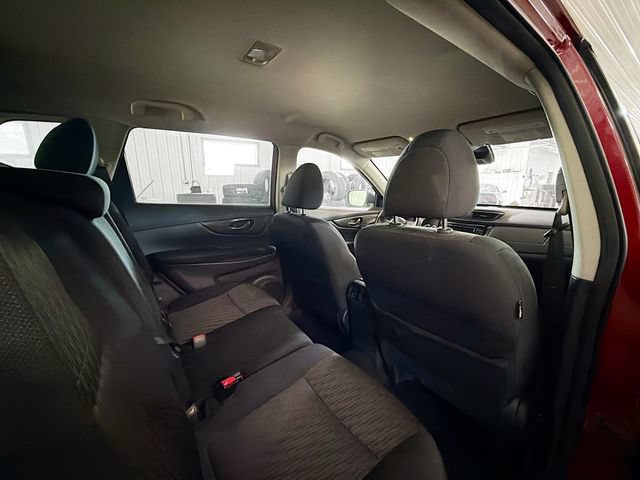 Used 2019 Nissan Rogue SV AWD/4WD image 11