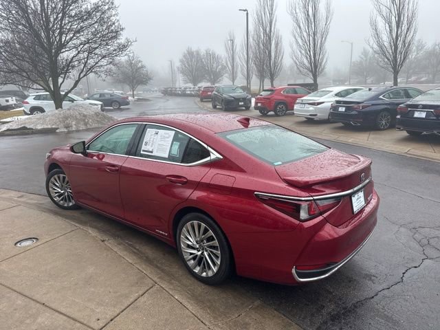 Used 2022 Lexus ES 300h w/ Luxury Package image 5