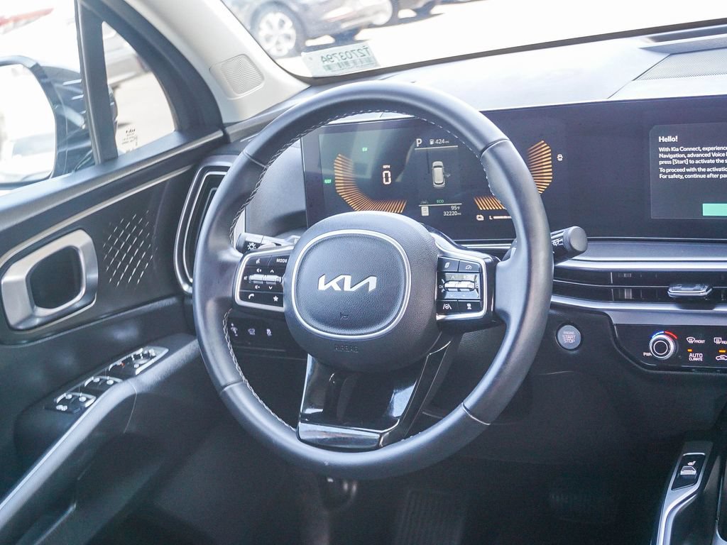 Certified 2025 Kia Sorento EX FWD image 17