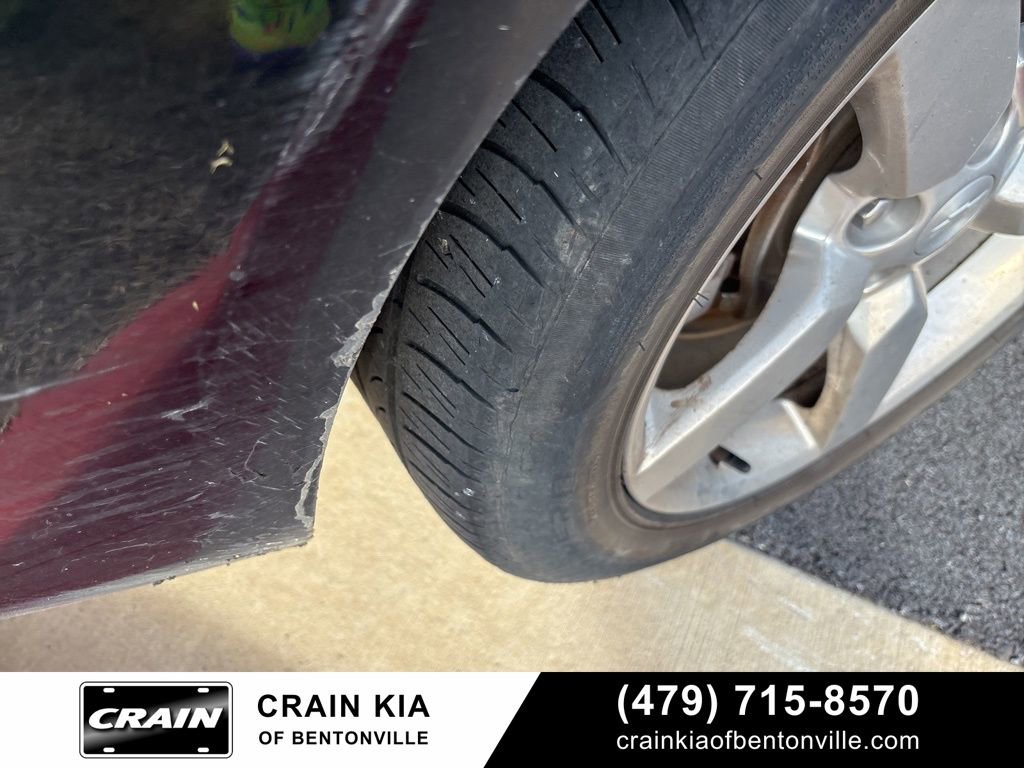 Used 2013 Chevrolet Camaro LT image 12