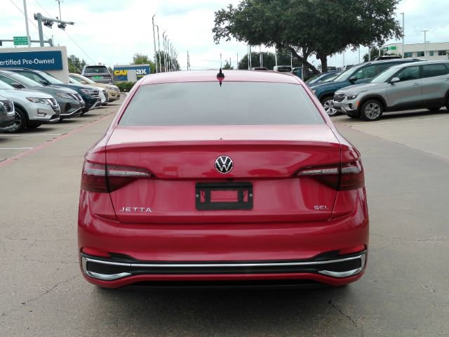 Used 2022 Volkswagen Jetta SEL FWD image 7