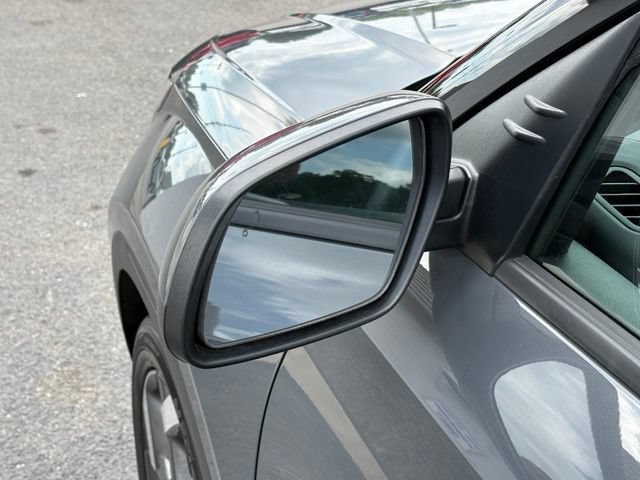Used 2023 Hyundai Venue SEL FWD image 14