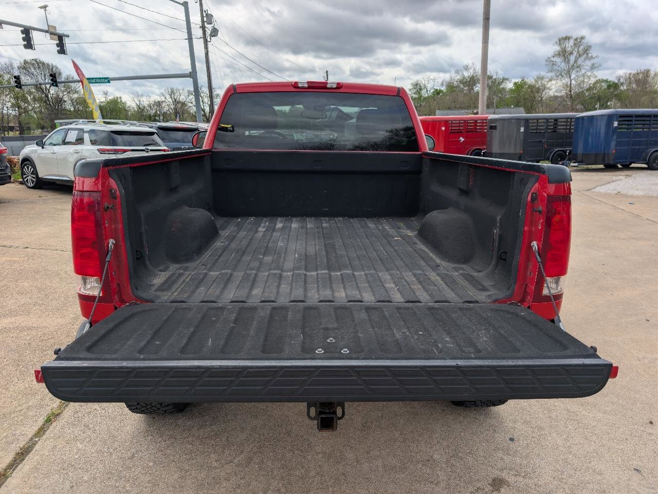 Used 2007 GMC Sierra 1500 SLE w/ Z71 Off-Road Package AWD/4WD image 10