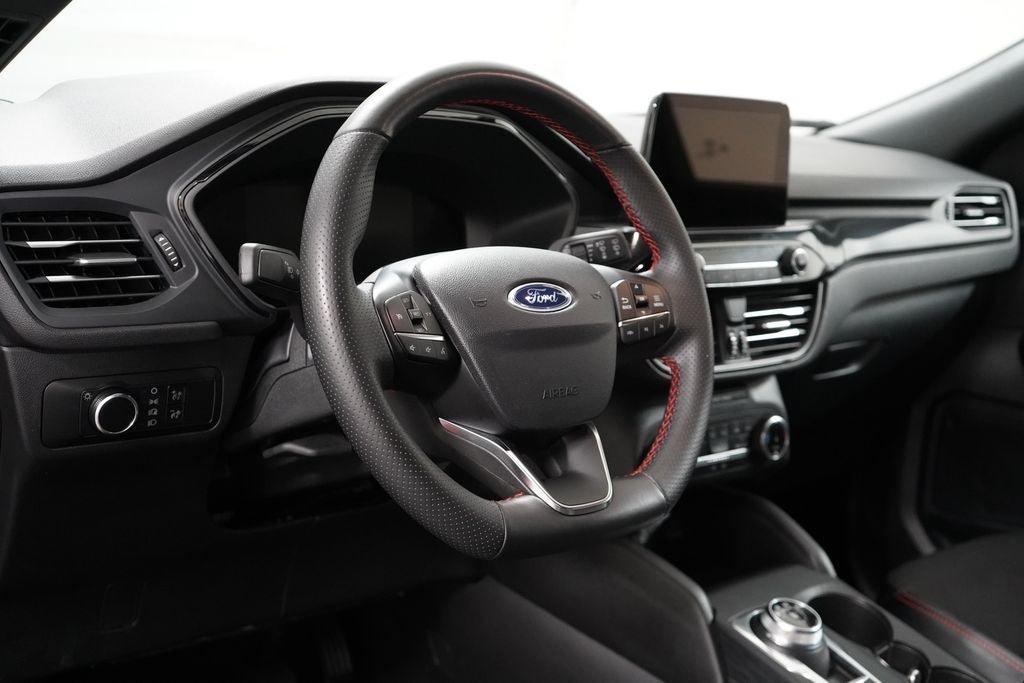 Certified 2025 Ford Escape ST-Line FWD image 14