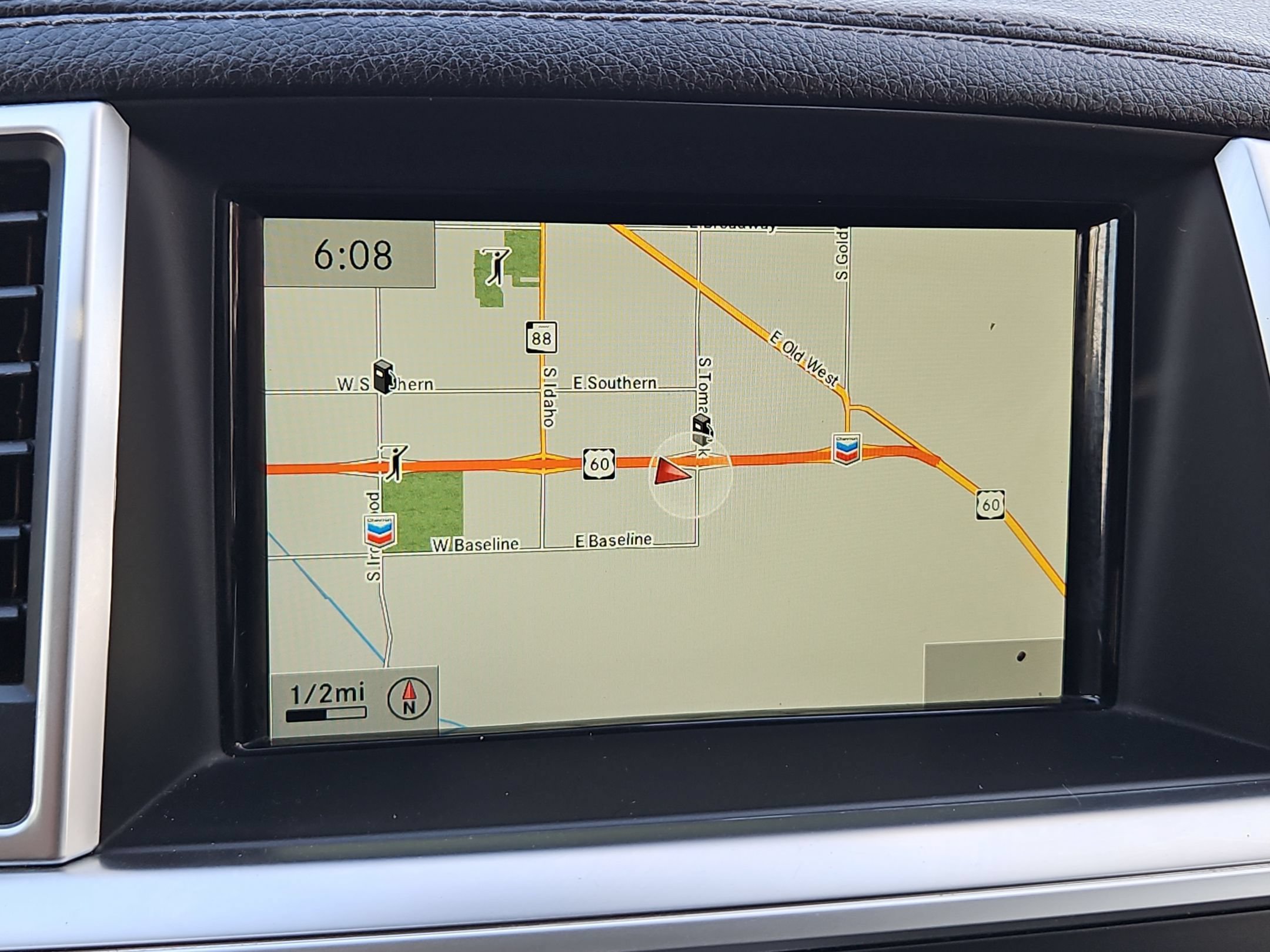 Used 2016 Mercedes-Benz GL 550 4MATIC image 20