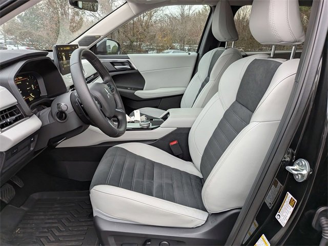 New 2025 Mitsubishi Outlander SE image 14