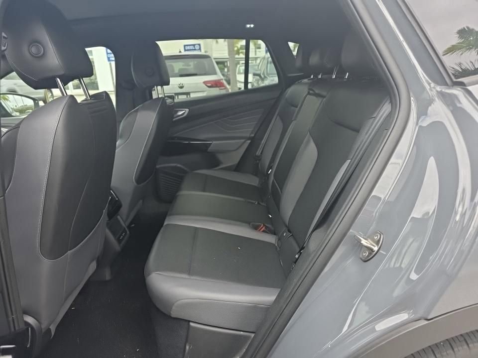 Used 2023 Volkswagen ID.4 S RWD image 14