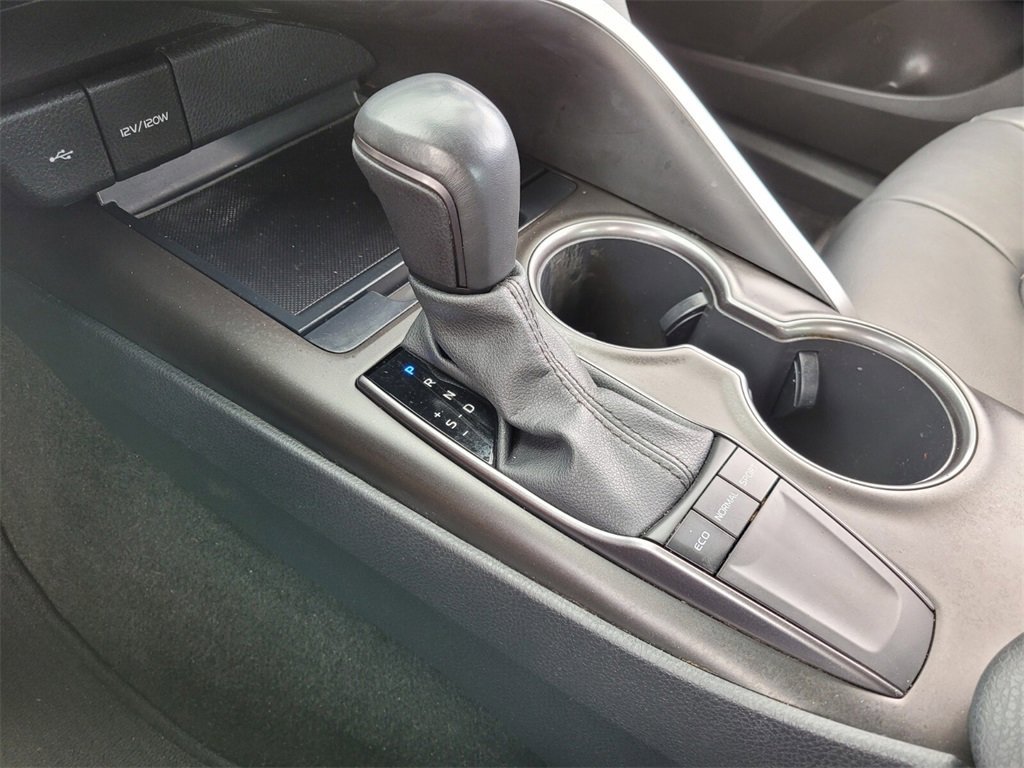 Used 2023 Toyota Camry SE image 24