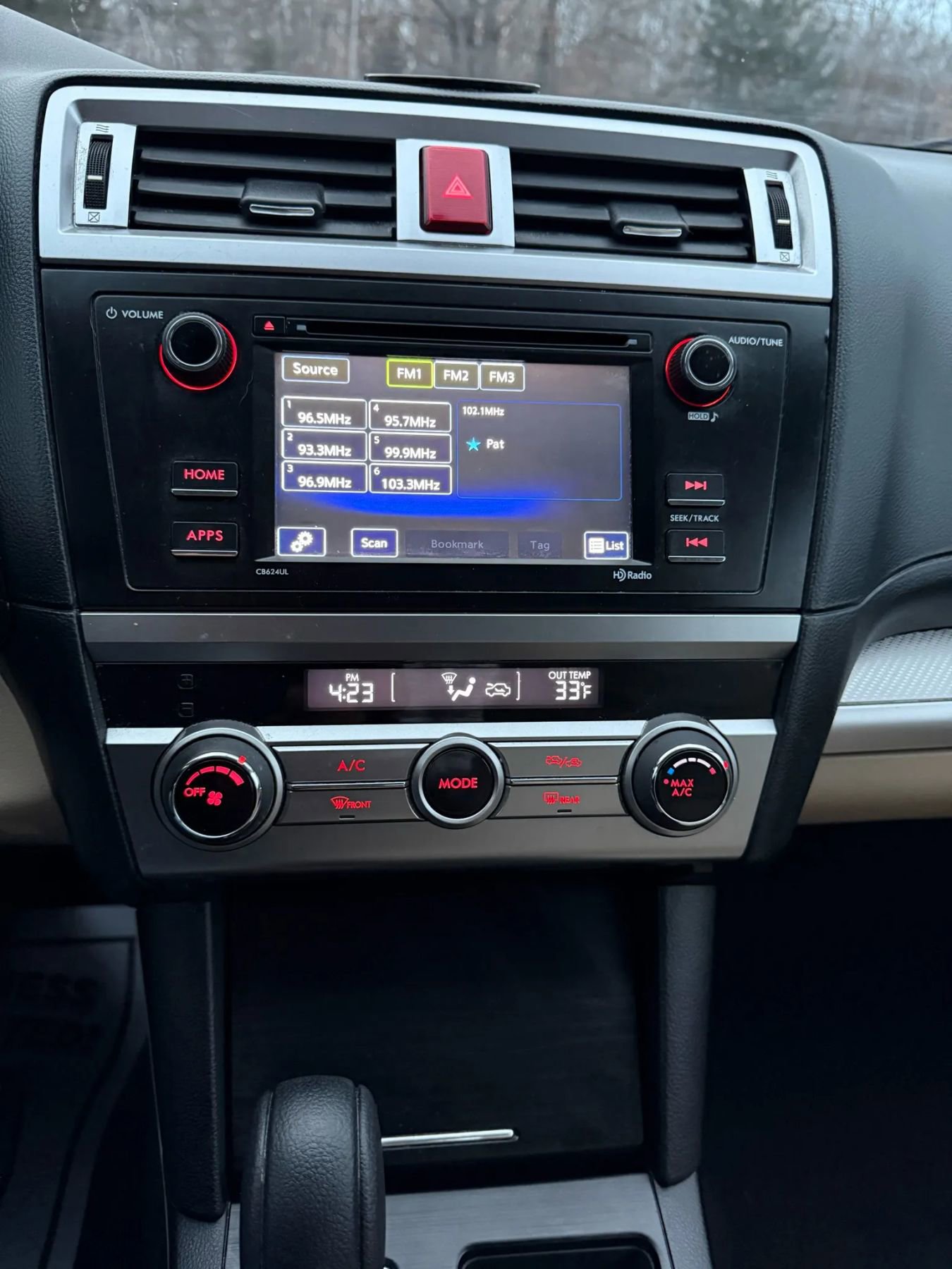 Used 2015 Subaru Legacy 2.5i image 34