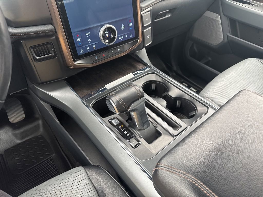 Used 2022 Ford F150 Lightning Lariat image 40