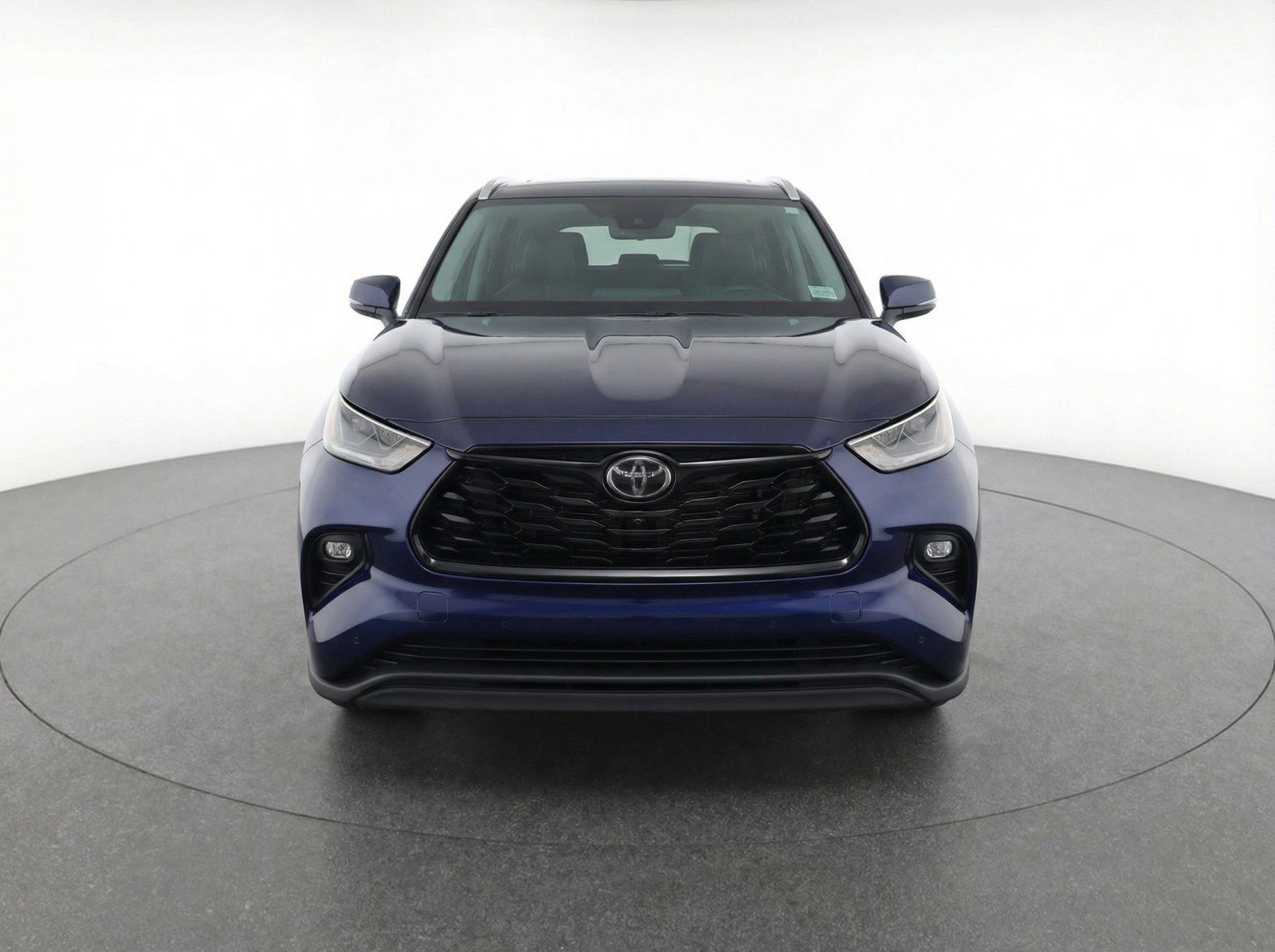 Used 2024 Toyota Highlander XSE image 2