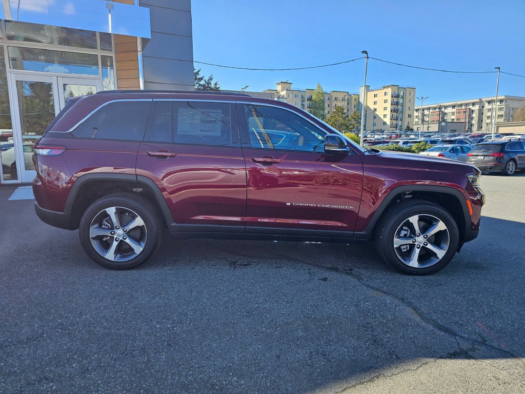 New 2024 Jeep Grand Cherokee Limited 4xe w/ Luxury Tech Group II AWD/4WD image 9