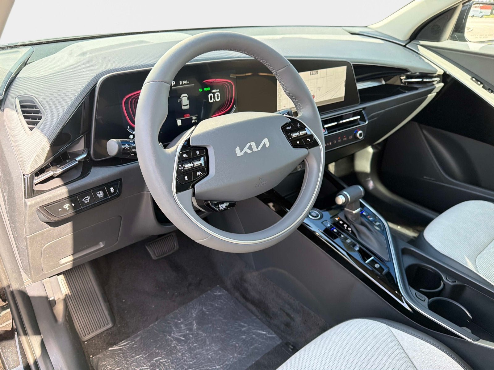 New 2026 Kia Niro FWD image 19