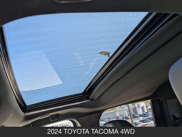 Used 2024 Toyota Tacoma TRD Sport w/ TRD Sport Premium Package AWD/4WD image 15