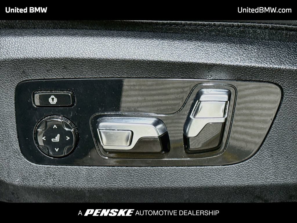 Used 2024 BMW X5 xDrive40i w/ Premium Package AWD/4WD image 11