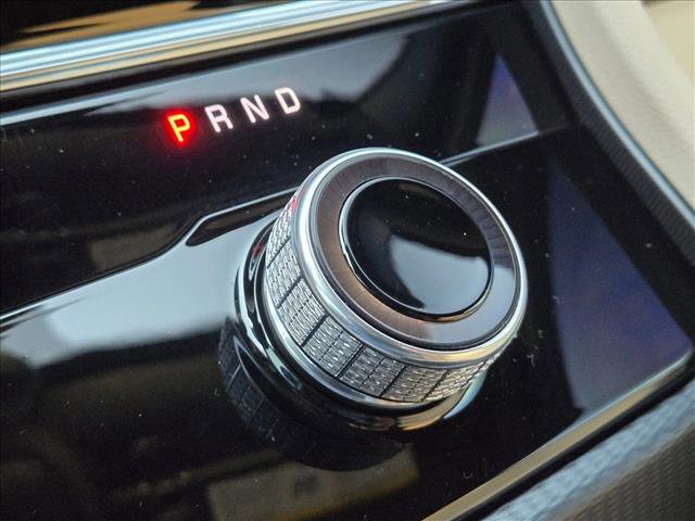 Used 2023 Jeep Grand Cherokee Limited image 16