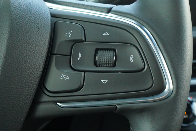 Used 2024 Buick Envista Sport Touring w/ Convenience I Package FWD image 13