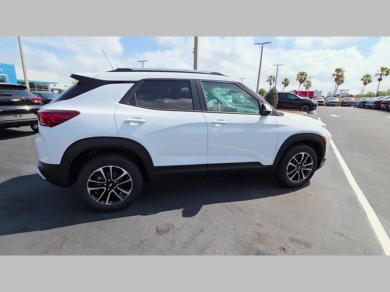 New 2026 Chevrolet TrailBlazer LT w/ Convenience Package FWD image 20